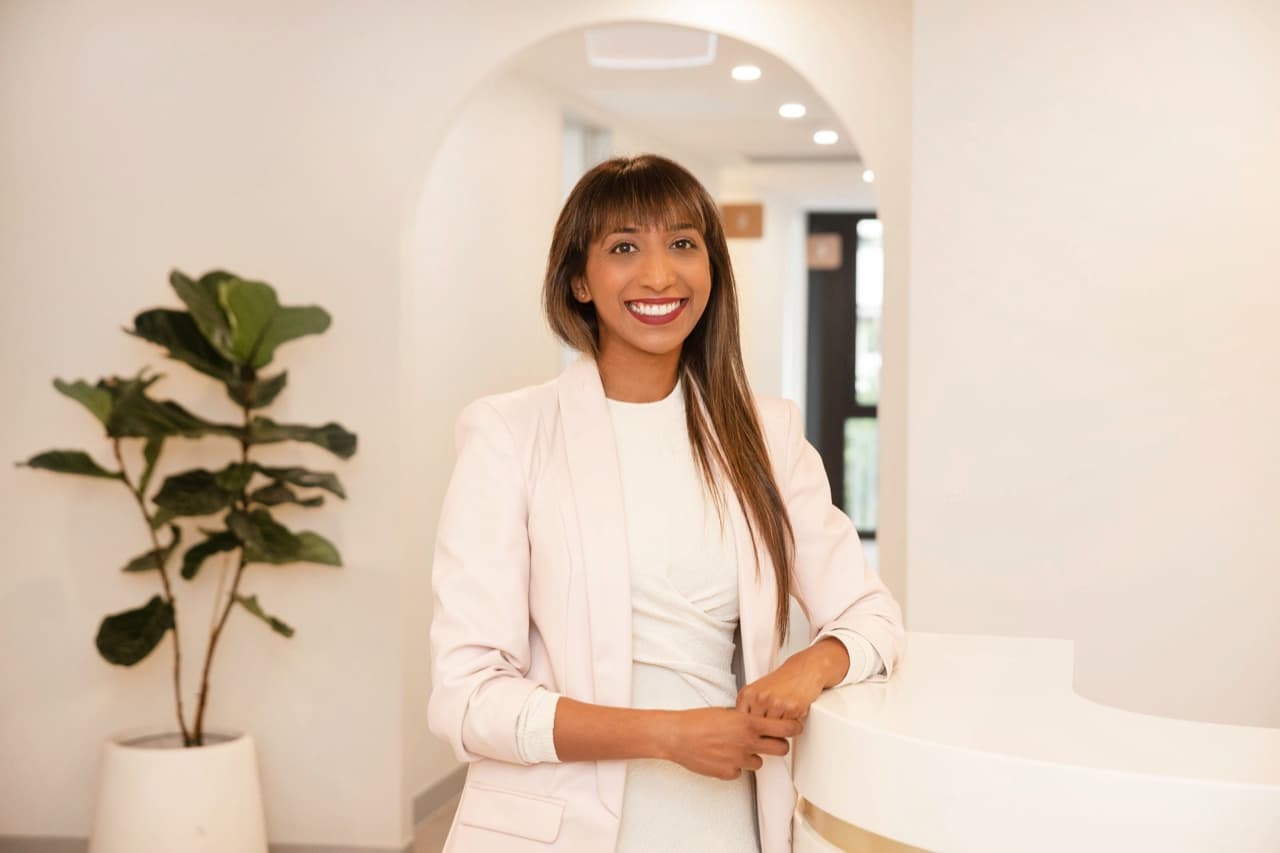 Dr. Amesha Maree