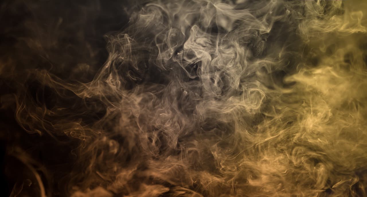 The Impact of Vaping on Orthodontic Treatment: What You Need to Know